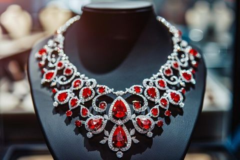 Designer Necklaces Facts: Important Details About Design Elements