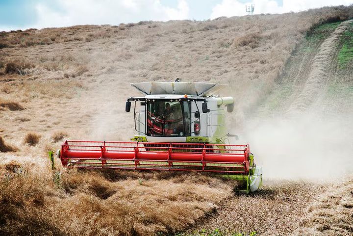 Learning About Farming Machinery: Key Agricultural Knowledge