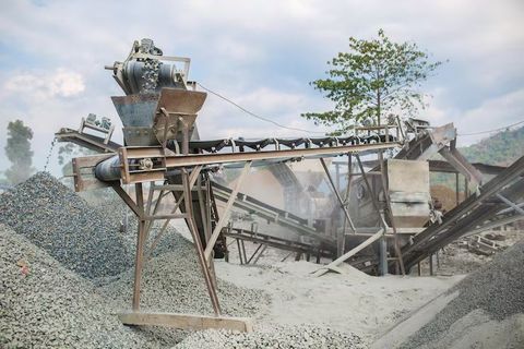 Learn About Fly Ash Brick Machines and Brick Production